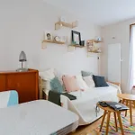 Apartment In Canal Saint Martin